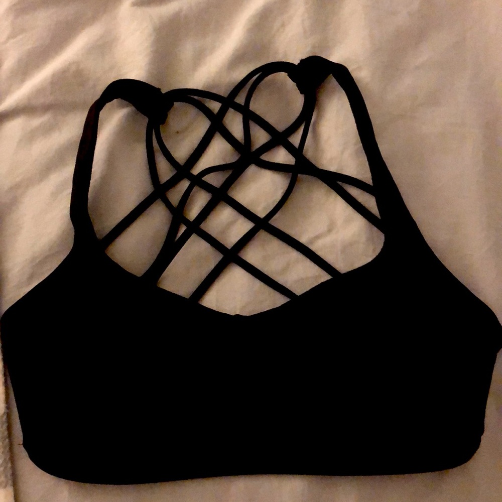 Lululemon free to be wild sports bra